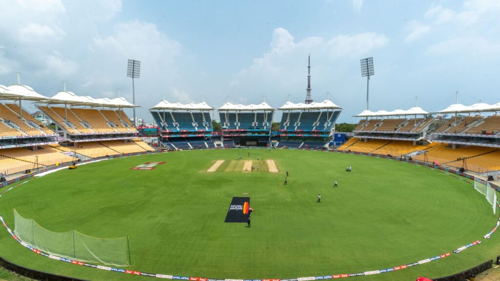 MA Chidambaram Stadium Pitch Report in Hindi - चिदंबरम स्टेडियम चेन्नई पिच रिपोर्ट:  Playing 11 और Weather Update