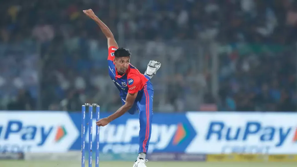 दिल्ली कैपिटल्स ने बांग्लादेशी मुस्लिम खिलाड़ी को किया शामिल, सोशल मीडिया पर राष्ट्रवाद बनाम क्रिकेट की जंग